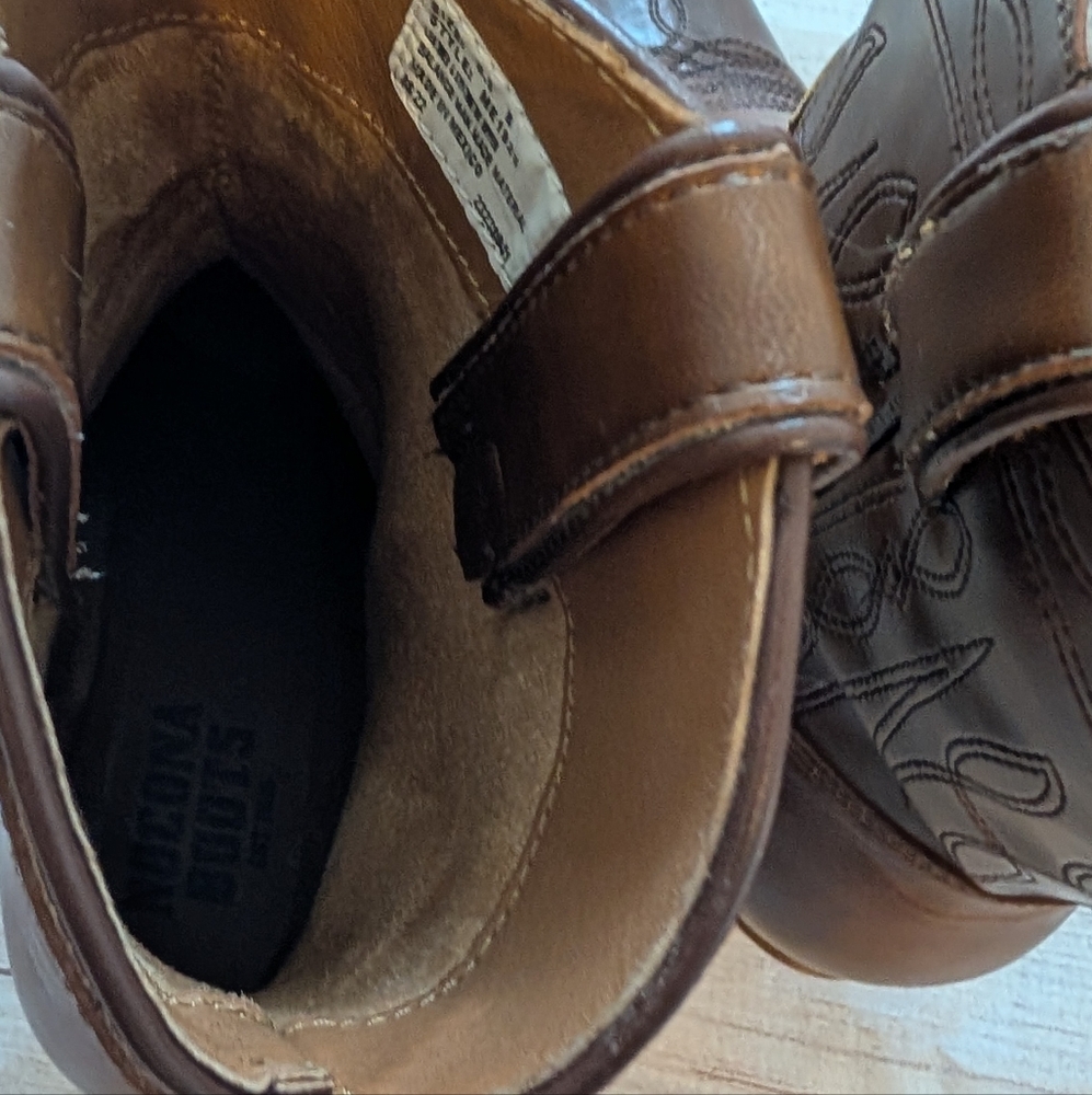 Nocona Women's cowgirl brown boots. Size 8.5 - Picture 5 of 12